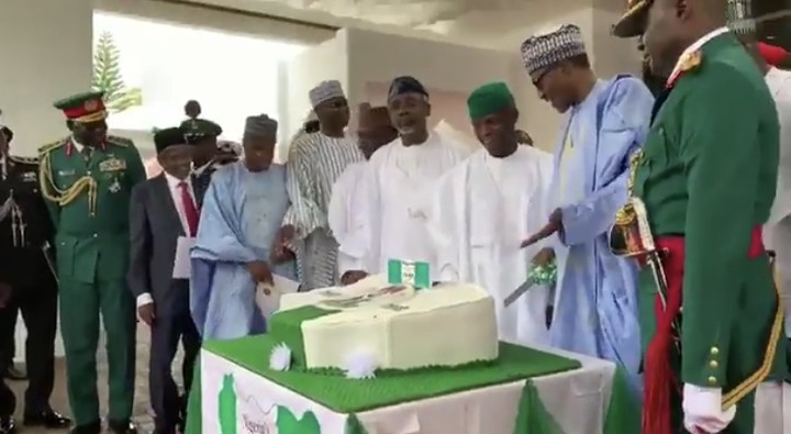 Buhari Celebrates Independence - See Pictures Of Him Cutting Cake
