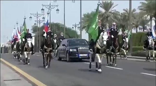 King Salman of Saudi Arabia Provides 16 Horses For Putin's Limousine