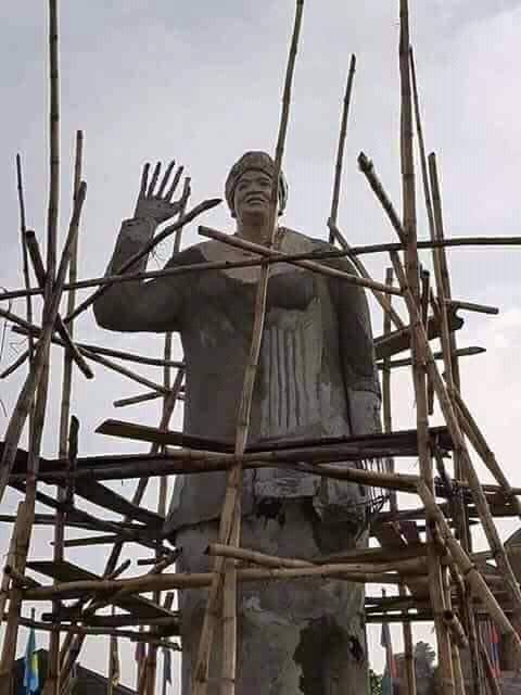Okorocha erecting another President't statue in Imo state