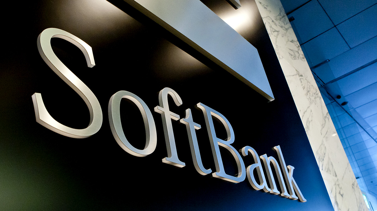 SoftBank funds Slack raises value to $5.1 billion