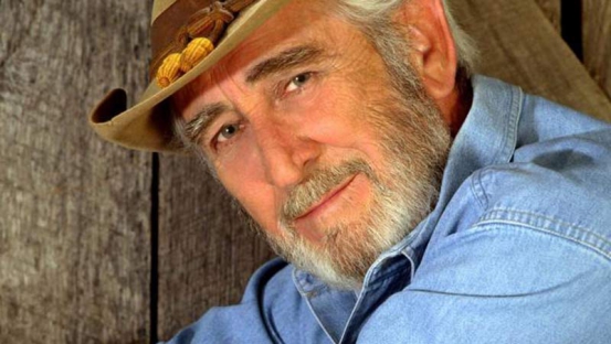 Don Williams sings his last song 'I Believe In Love', before death