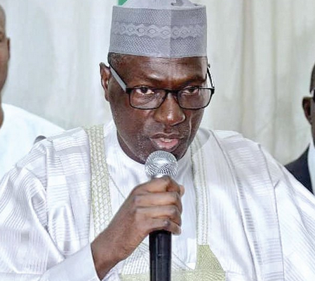 Buhari should hand over to Osinbajo now  -  Senator Makarfi
