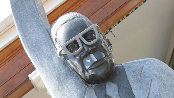 President Mugabe's Statue sparks criticism online