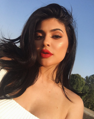 See How Kylie Jenner Advertised Her Lipstick on Social Media