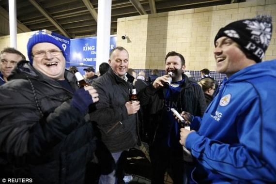 Leicester City gives out Free Beer to Fans ahead of Man City Match