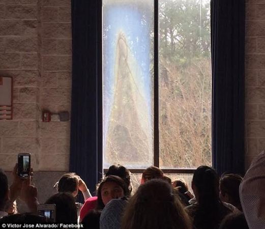 An Image of the Blessed Virgin Mary Spotted in a Georgia Church