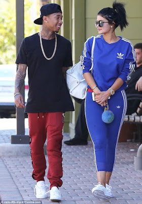 Kylie and Tyga take a romantic stroll