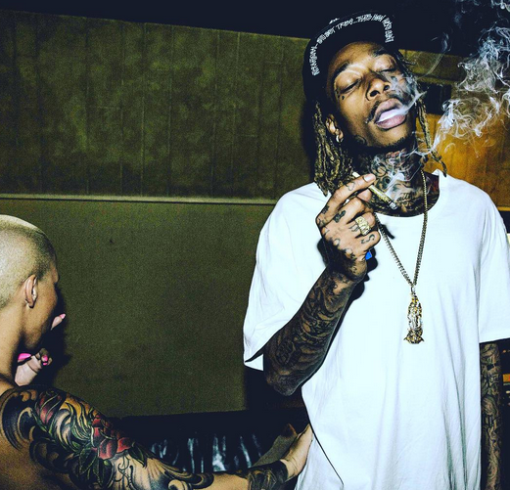 Wiz Khalifa shares Amber Rose's pictures