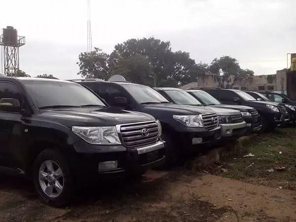 Present governors in Nigeria are recovering Govt. Vehicles from past public office holders