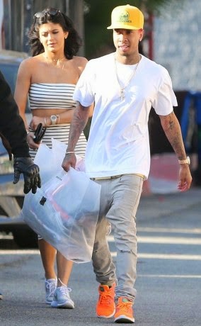 Kylie Jenner and boyfriend Tyga go shopping
