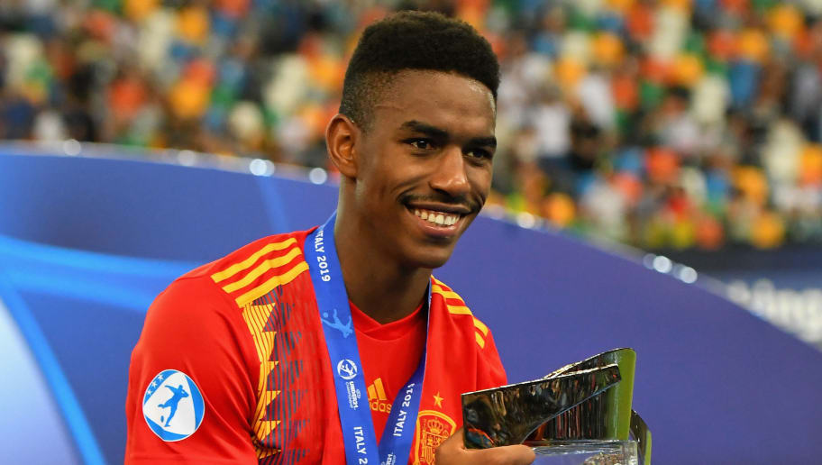 Barcelona Completes Signing Of Junior Firpo For â‚¬18m From Real Betis