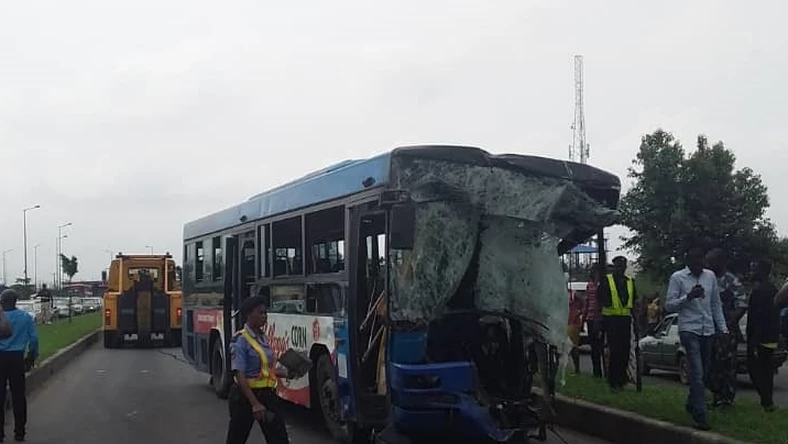 Dangote Truck Crushes a BRT Bus In Lagos, Many Injured