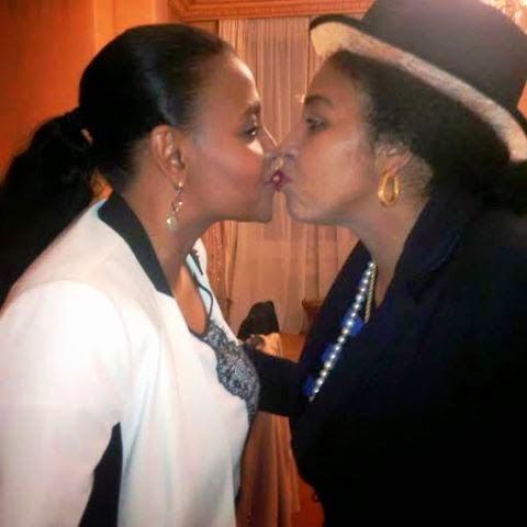 LESY? Oh! its sisterly love. Gumsu Sani Abacha gets a kiss from sister on her birthday