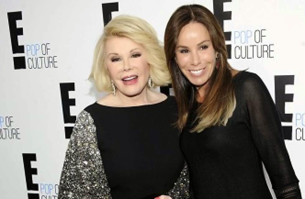 Joan River's Daughter to sue doctor who performed Neck surgery on her mother